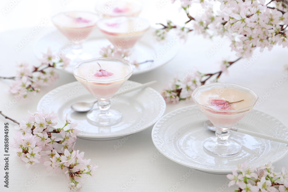 桜ムースと桜の花 桜ムースと桜の花
