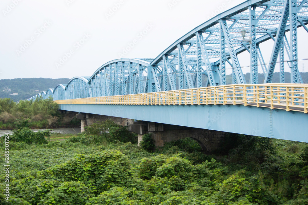 Obraz premium Oigawa bridge over Oi river