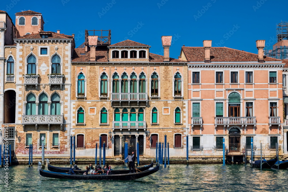 palazzo contarini fasan am canal grande in venedig, italien