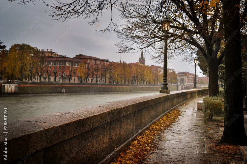 Fototapeta premium Rainy day in the city