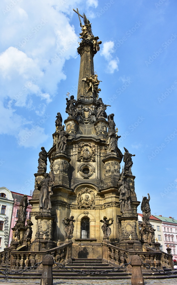 Obraz premium Holy Trinity Column in the main square of the old town of Olomouc, Czech Republic.UNESCO protected site.