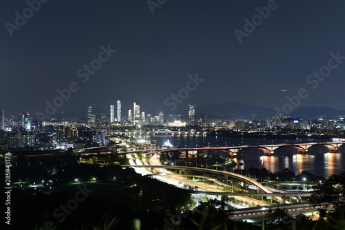 view of city of seoul at night 한국 서울 야경