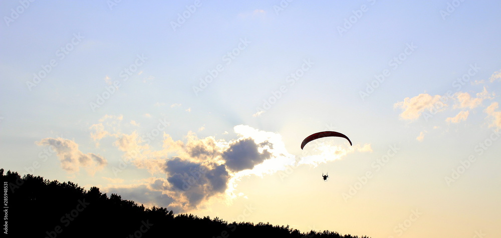 parachute flying parachute flying