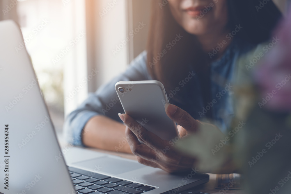 Business woman using smartphone Business woman using smartphone