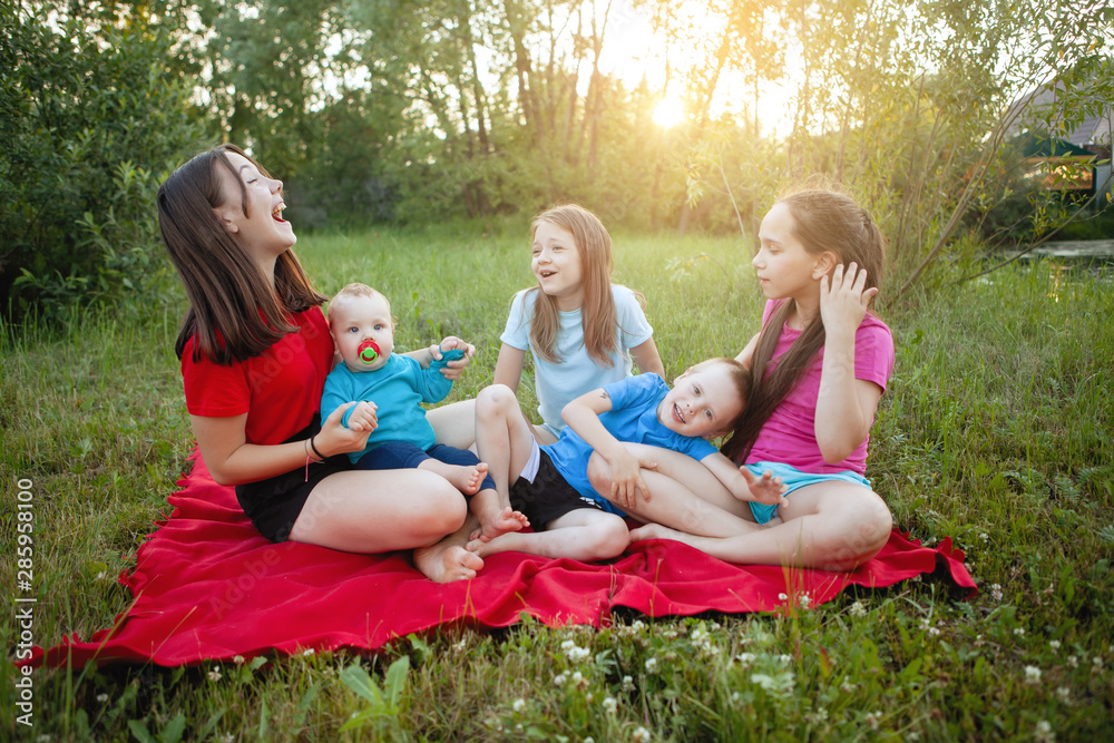 Fototapeta premium Group of teenagers.