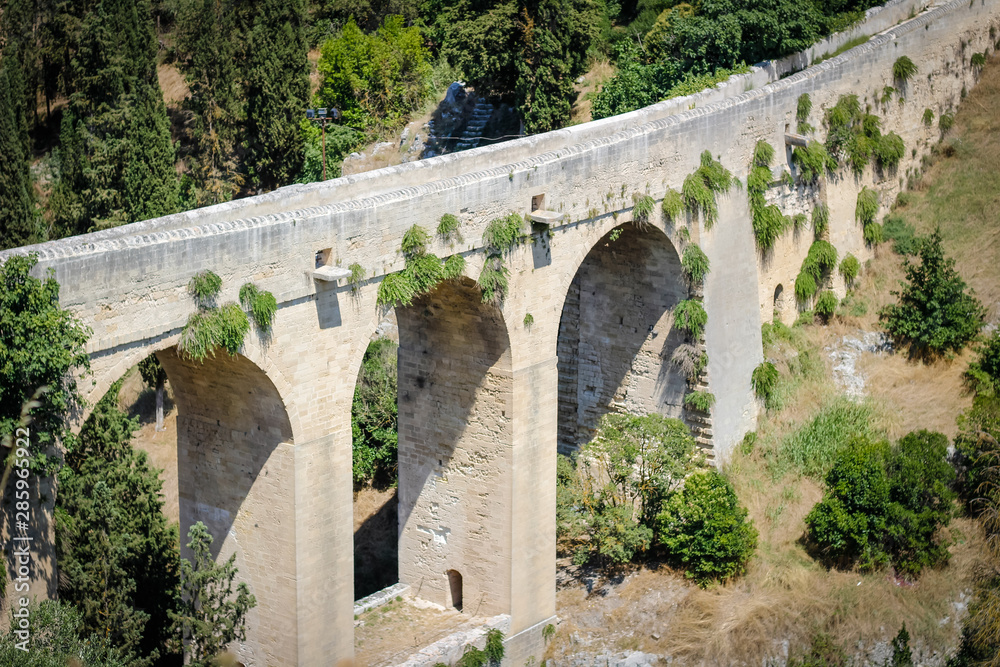 aqueduct in segovia spain