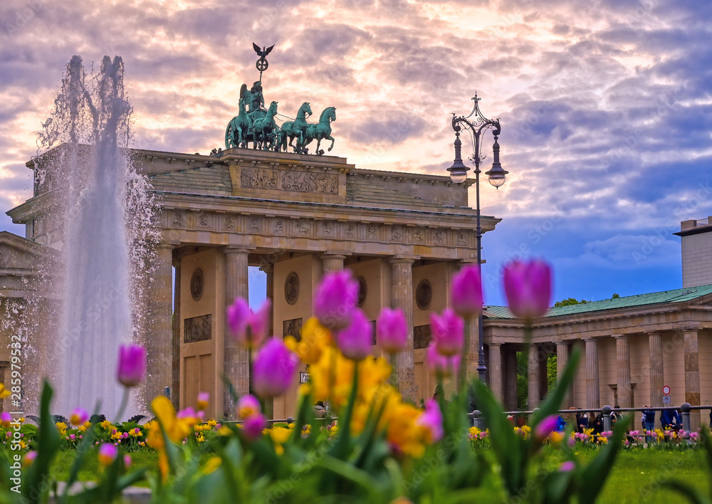 The Brandenburg Gate located in Pariser Platz in the city of Berlin, Germany.