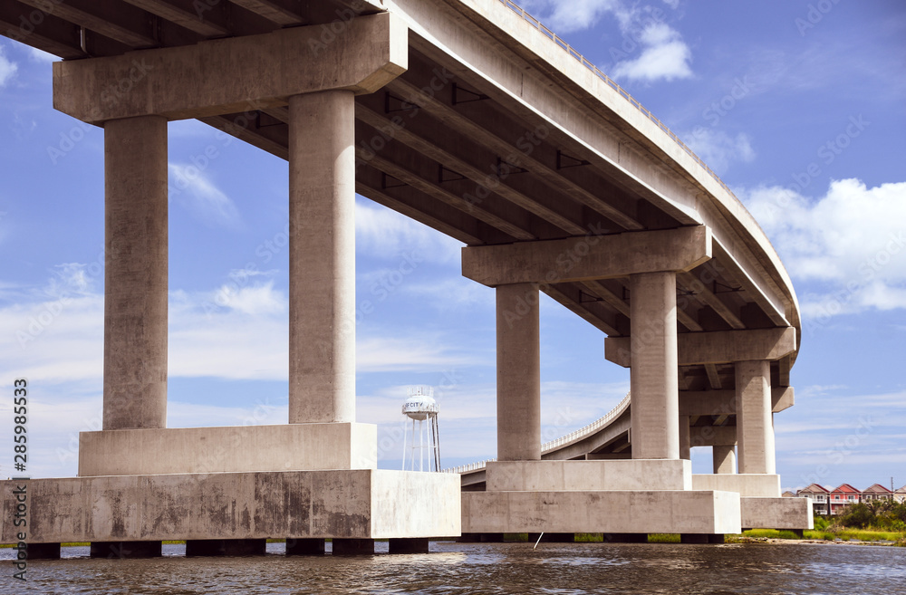 Fototapeta premium The New Surf City Bridge