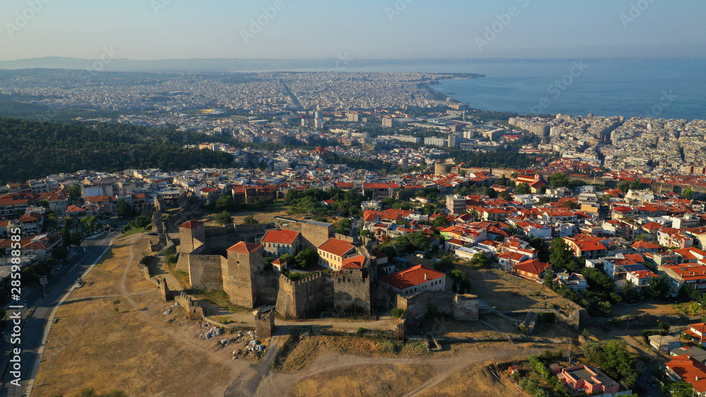 Obraz premium Aerial drone photo of iconic byzantine Eptapyrgio or Yedi Kule medieval fortress overlooking city of Salonica or Thessaloniki, North Greece