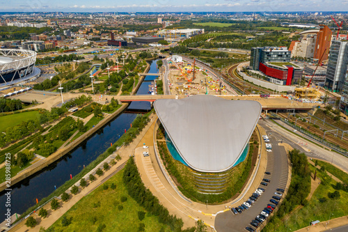 Canvas Print The London Aquatics Centre in the Olympic park.
