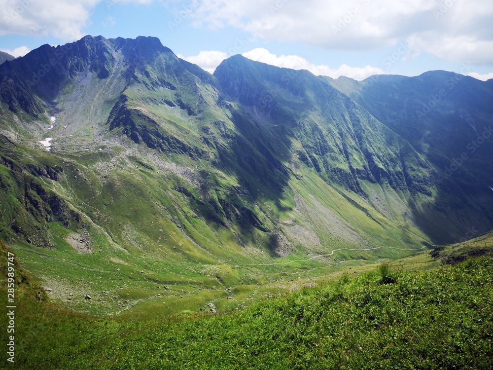 Naklejka premium Amazing landscape in the mountains during summertime