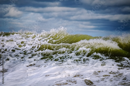 Canvastavla Wave on the Black Sea