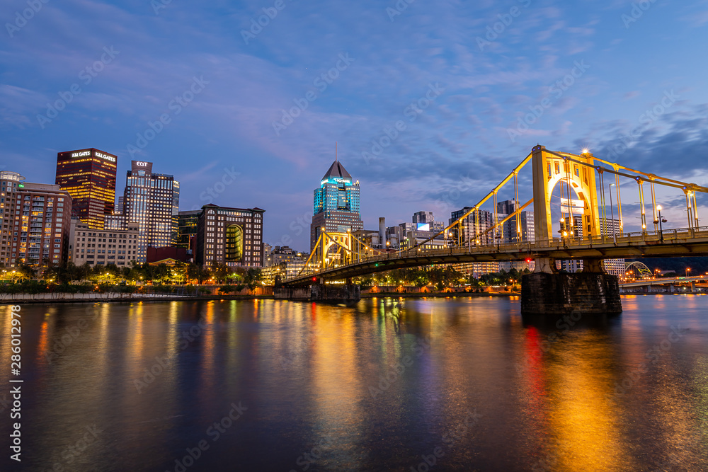 Fototapeta premium Blue Hour from the Allegheny Landing