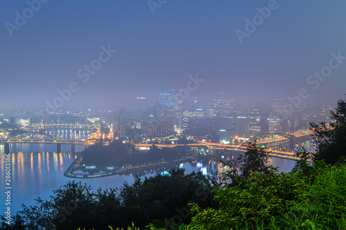 Vistas of Pittsburgh, Pennsylvania photo