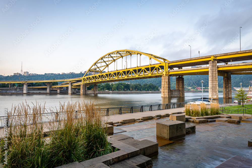 Vistas of Pittsburgh, Pennsylvania Vistas of Pittsburgh, Pennsylvania