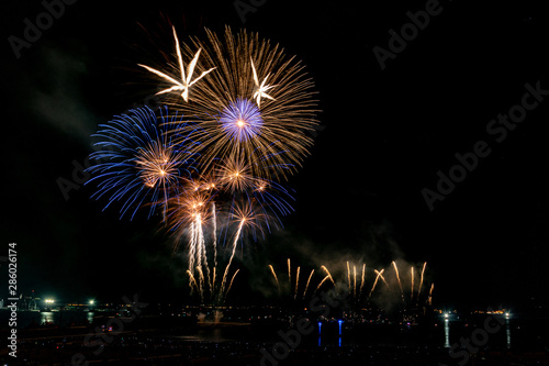 fireworks in the sky © Alvaro