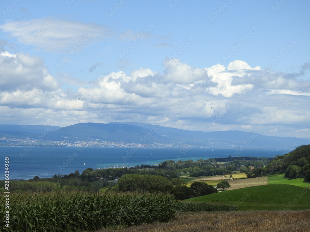 paysages Suisse lac foret montagnes nuages