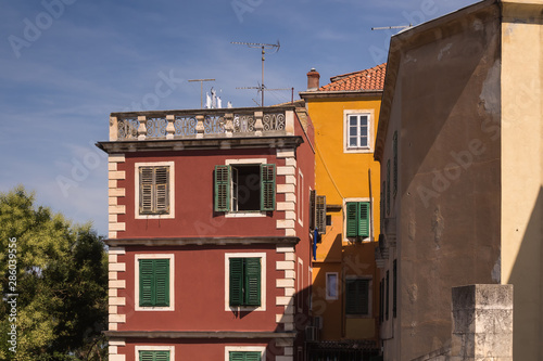 Colorful old houses in the city centre, Sibenik, Croatia © yassmin