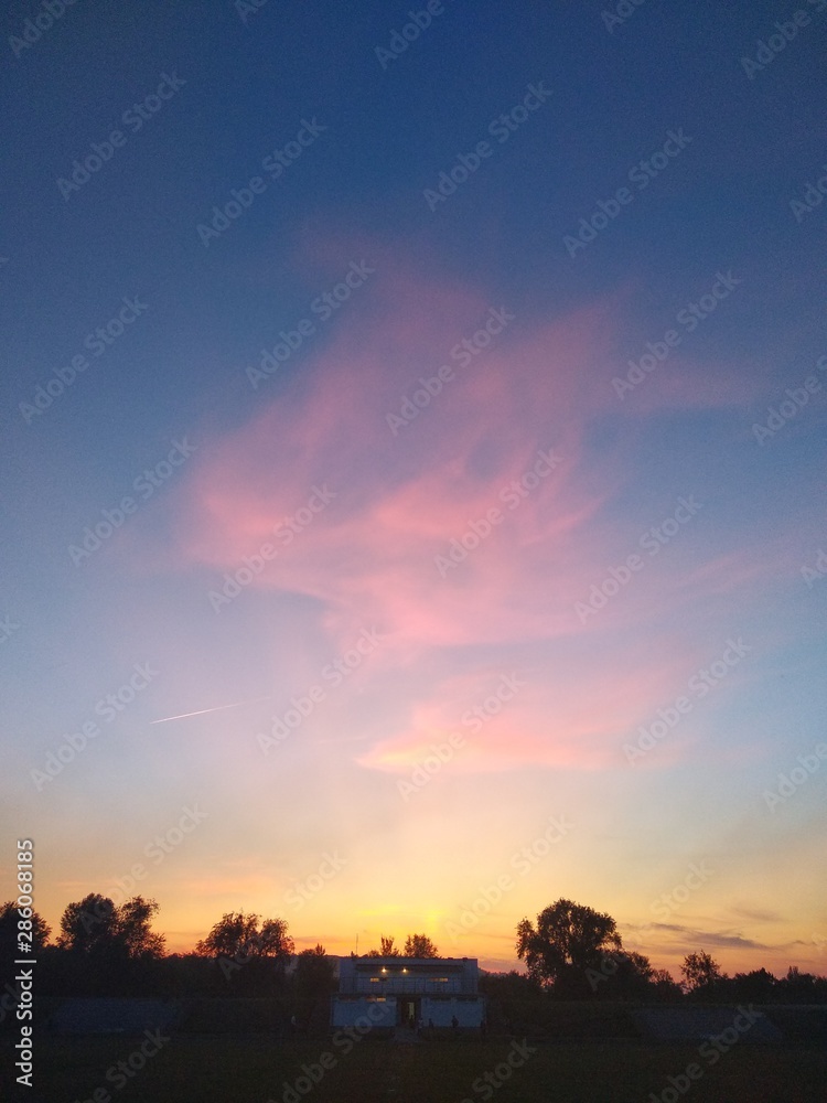 Fototapeta premium sunset in the sky