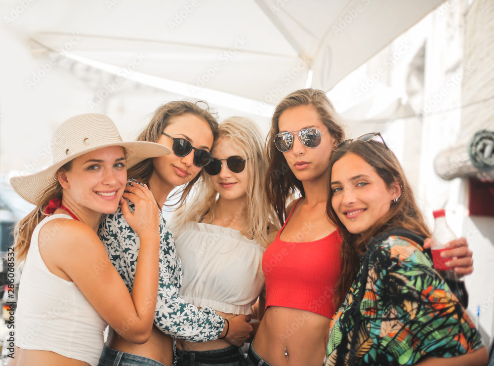 Girls of summer Girls of summer
