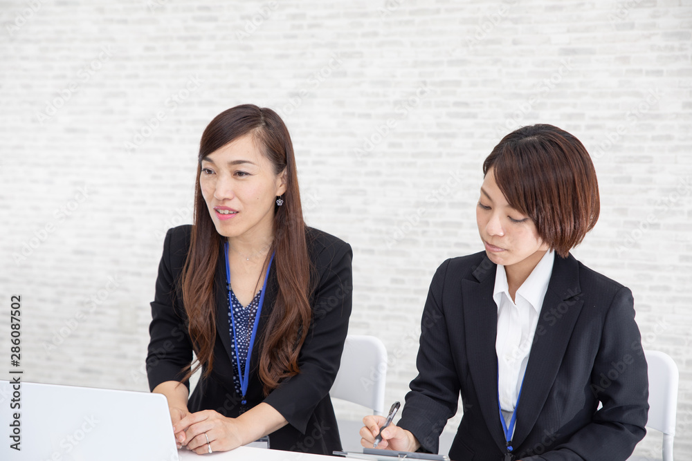 面接場面イメージ