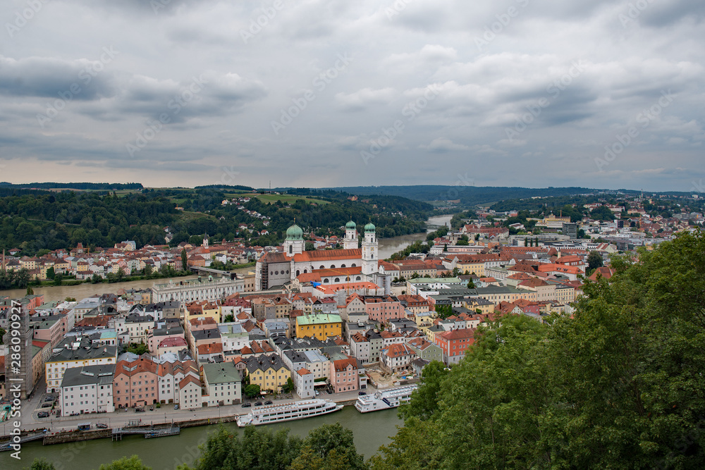 Blick auf die Altstadt von Passau in Niederbayern, Bayern, Deutschland 