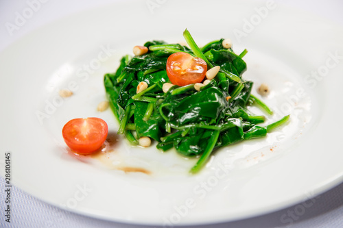 Chuka salad, seaweed