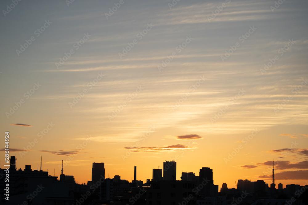 夕焼けの街