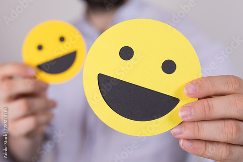 Gold Smiley Leadership Conc...