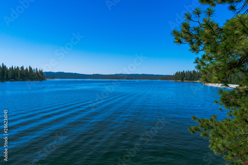 Fototapeta Naklejka Na Ścianę i Meble -  Shaver Lake Dam near Fresno, California
