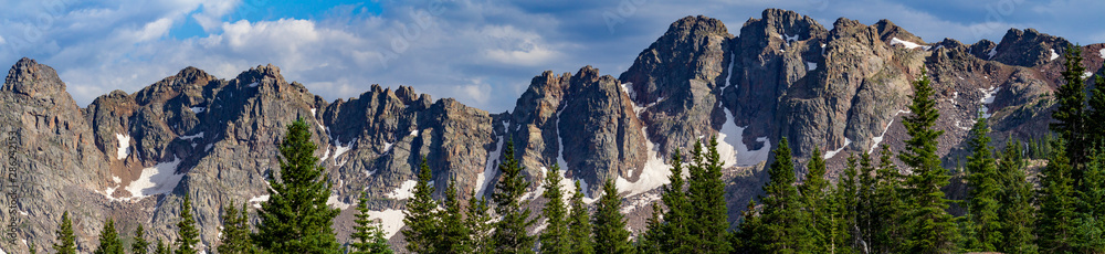 Fototapeta premium Backpacking in Colorado Mountains