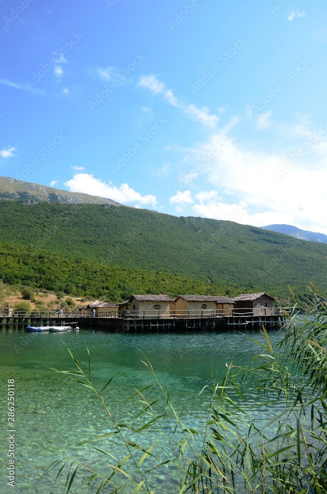 Macédoine du Nord : Baie des Os et musée de la baie de la baie d’Ohrid (région d’Ohrid)