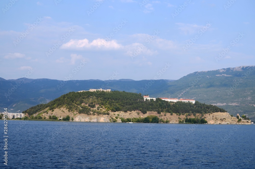 Macédoine du Nord : traversée du lac d’Ohrid de Struga vers Lagadin en passant par le port d’Ohrid