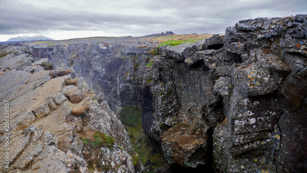 Islande, la faille de Pingvellir dans la parc national Islande, la faille de Pingvellir dans la parc national