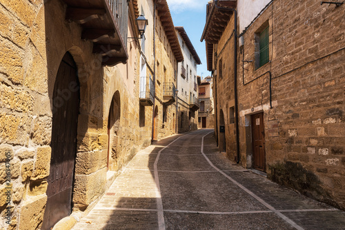Fototapeta Naklejka Na Ścianę i Meble -  Medieval streets of ancient village of Uncastillo in Aragon region, Spain .