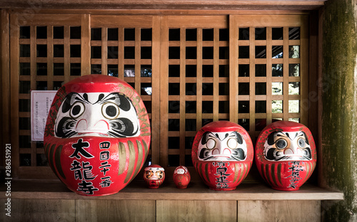 Daruma dolls
