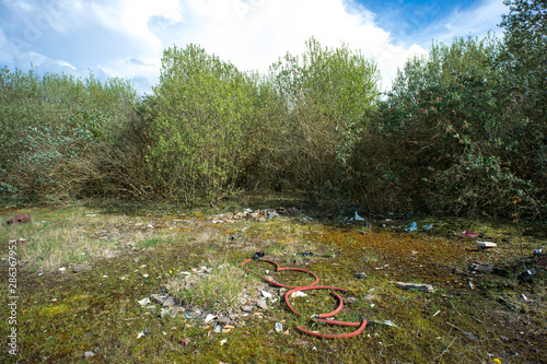 Tableau sur toile Site of former gas works, now derelict and overgrown after many years of disuse