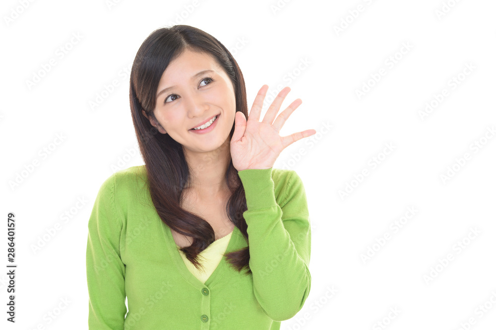 笑顔の若い女性　ポートレート