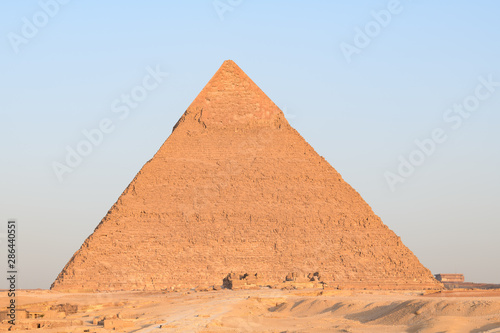 La Pyramide de Kh  phren