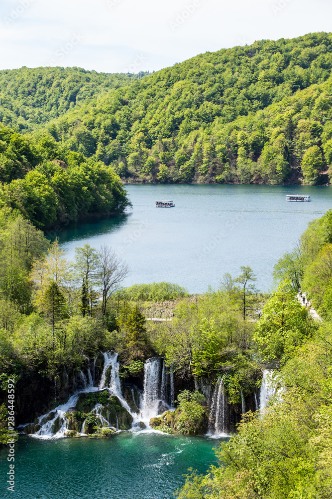 Fototapeta premium Plitvice Lakes National Park, Croatia. Small waterfalls