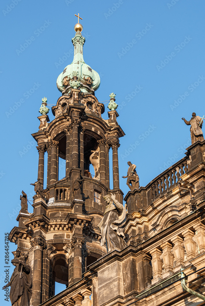 Die katholische Hofkirche in Dresden in der Detailaufnahme