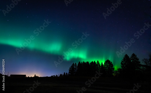 Northern Lights in Finland © Mohavi Creative