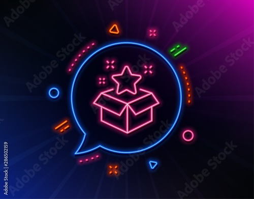 Loyalty program line icon. Neon laser lights. Bonus points. Discount box symbol. Glow laser speech bubble. Neon lights chat bubble. Banner badge with loyalty program icon. Vector