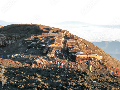 富士山の山小屋