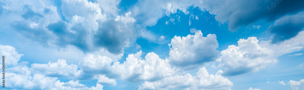 blurry sky panorama.Panoramic shot of a beautiful cloudy sky. - obrazy, fototapety, plakaty 