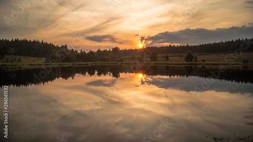 Coucher de soleil à l'étang de la Schwarzbach © fagnard