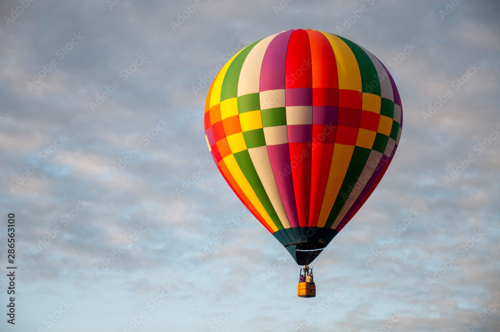 Naklejka premium Beautiful Colorful Hot Air Balloon One