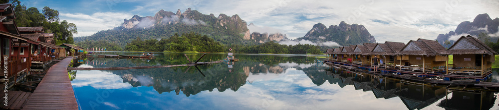 Fototapeta premium Khao Sok lake views in national park in Thailand