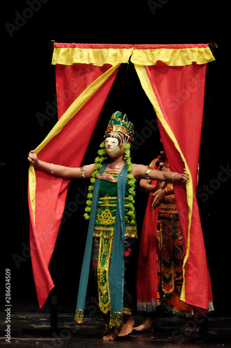 "Trijata Kasemsem" dance, a traditional mask dance from Madura, East Java, Indonesia. © setyo adhi pamungkas