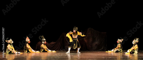 Photos Tari Topeng Panji / Panji Traditional Dance
